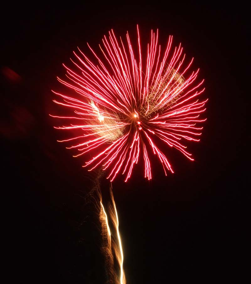photo of fireworks at the July 4, 2012 Concert and Fireworks Show